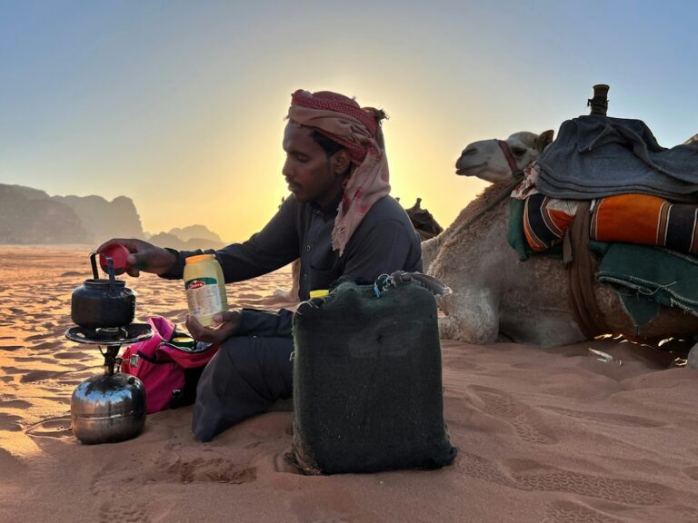 The Ultimate Guide to Building Your Desert Survival Kit